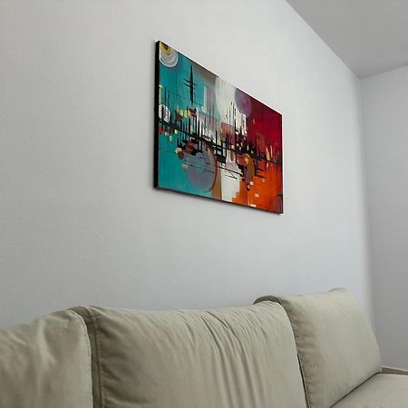 Olis Place 티라나 외부 사진
